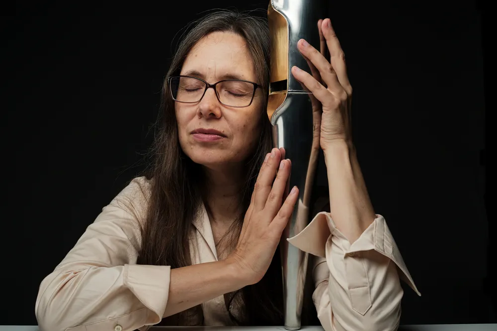 Kerstin Petersen in »neue musik leben« by Irene Kurka